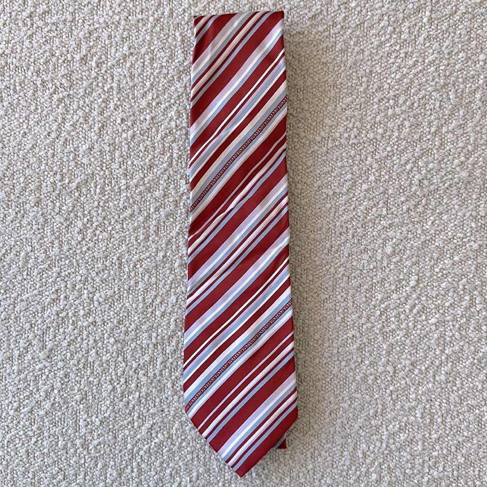 Burberry red/white/pink/blue striped tie. 100% silk. Made in Italy.